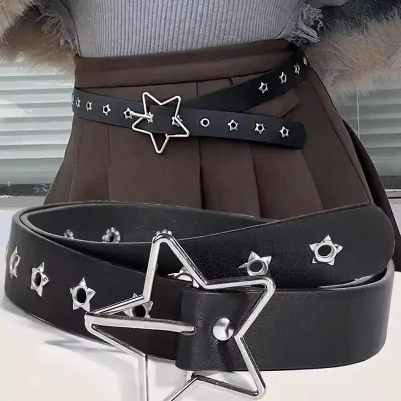 Cinture vintage per donna Cintura punk Y2K Cintura con rivetti femminili Cintura con fibbia ad ardiglione in pelle PU Cintura jeans Cintura con rivetti per occhi pentagramma