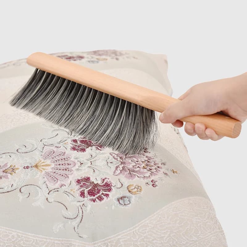 Spazzola per Letto con Setole Morbide e Manico in Legno di Faggio Naturale, Spazzola per Pulizia di Letto, Divano, Tappeti, Vestiti, Pulizie Domestiche