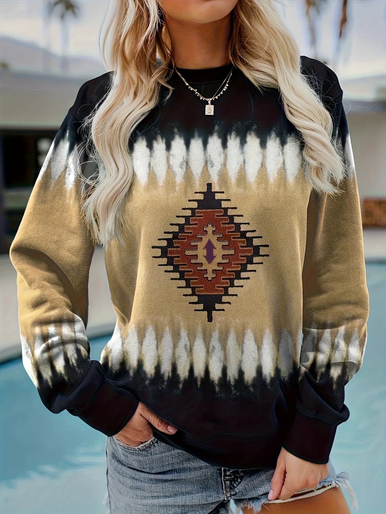 T-shirt casual da donna a maniche lunghe con scollo rotondo — Felpa con stampa vintage in stile folk occidentale