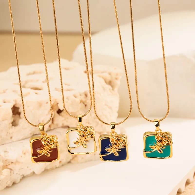2026 European and American New Fashionable Colorful Oil Drop Rose Necklace, Fashionable Commuting, Attending Banquets, Jewelry