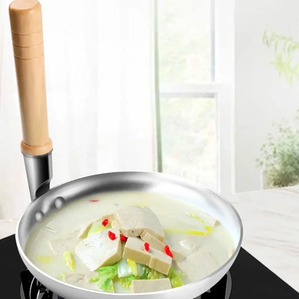 Omelet pan with Vertical Handle in Wood, Professional Aluminium Plate for Eggs, Japanese Style, Quick Conduction Heat, Pancake Board
