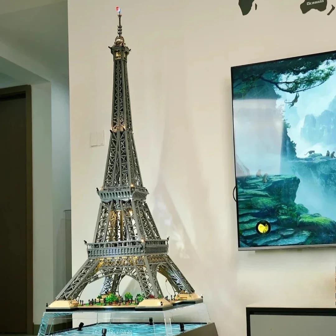 10001 Pezzi Grandi Blocchi da Costruzione Torre Eiffel, Mattoncini Giocattolo per Bambini, Regalo di Compleanno e Natale, Compatibili con Lego 10307