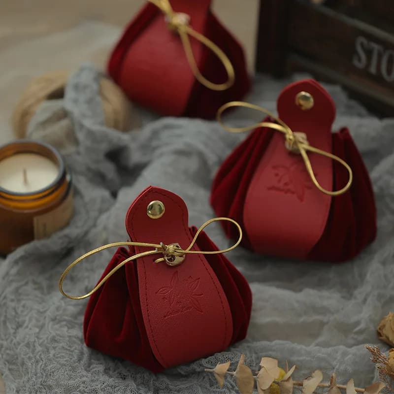 Borsa in velluto per bomboniere di matrimonio, pochette in pelle con chiusura a nastro, sacchetto regalo, scatola per dolci per sposi e damigelle