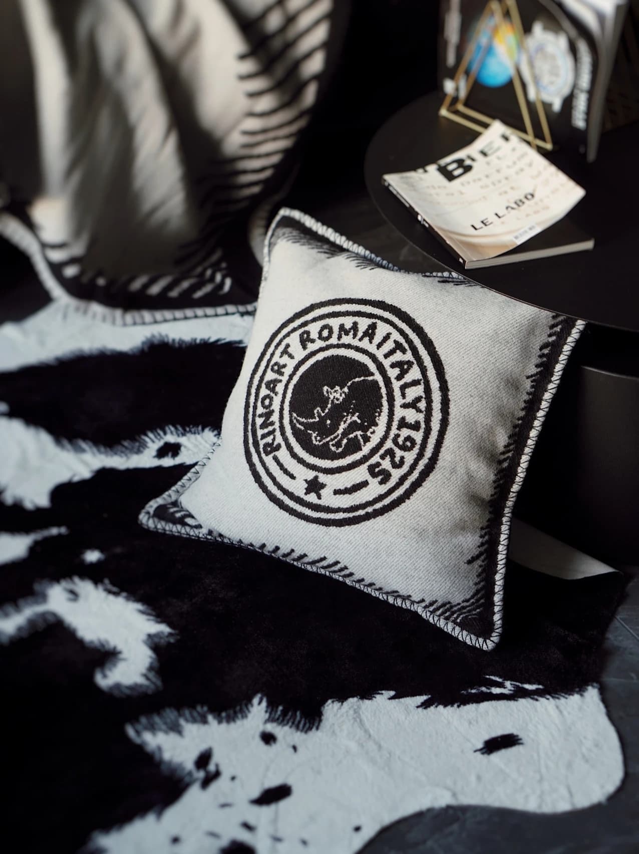 Cuscino in Cashmere Bifacciale RINOART, Lavabile e Staccabile, con Imbottitura Inclusa, Cuscino Lombare per Divano, Cuscino Decorativo per Casa