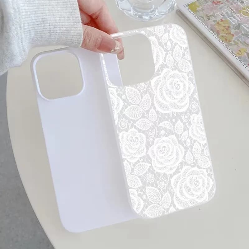 Phone Case with Floral Pattern in White Pizzo for Samsung Galaxy A16 A26 A36 A56 A55 S25 FE S24 Ultra S23 Plus S22 Cover Anti-shocket