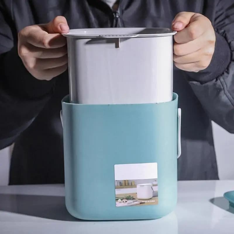 2025 Nuovo bidone del compost controsoffitto pratico con bidone del cesto per rifiuti alimentari senza odore per il coperchio