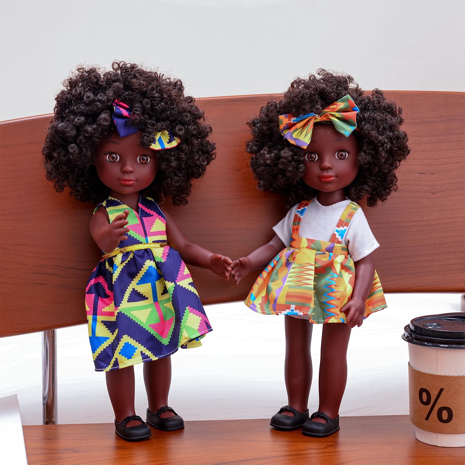 Bambola nera africana americana da 14 pollici di un pezzo con capelli ricci - Regalo perfetto per il compleanno delle ragazze - Set completo incluso