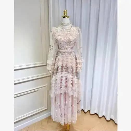 Estate Autunno Moda Fiore Ricamo Pizzo Abito da sera da ballo Donna Manica lunga Strati Bordo orecchio in legno Abiti da torta midi Festa
