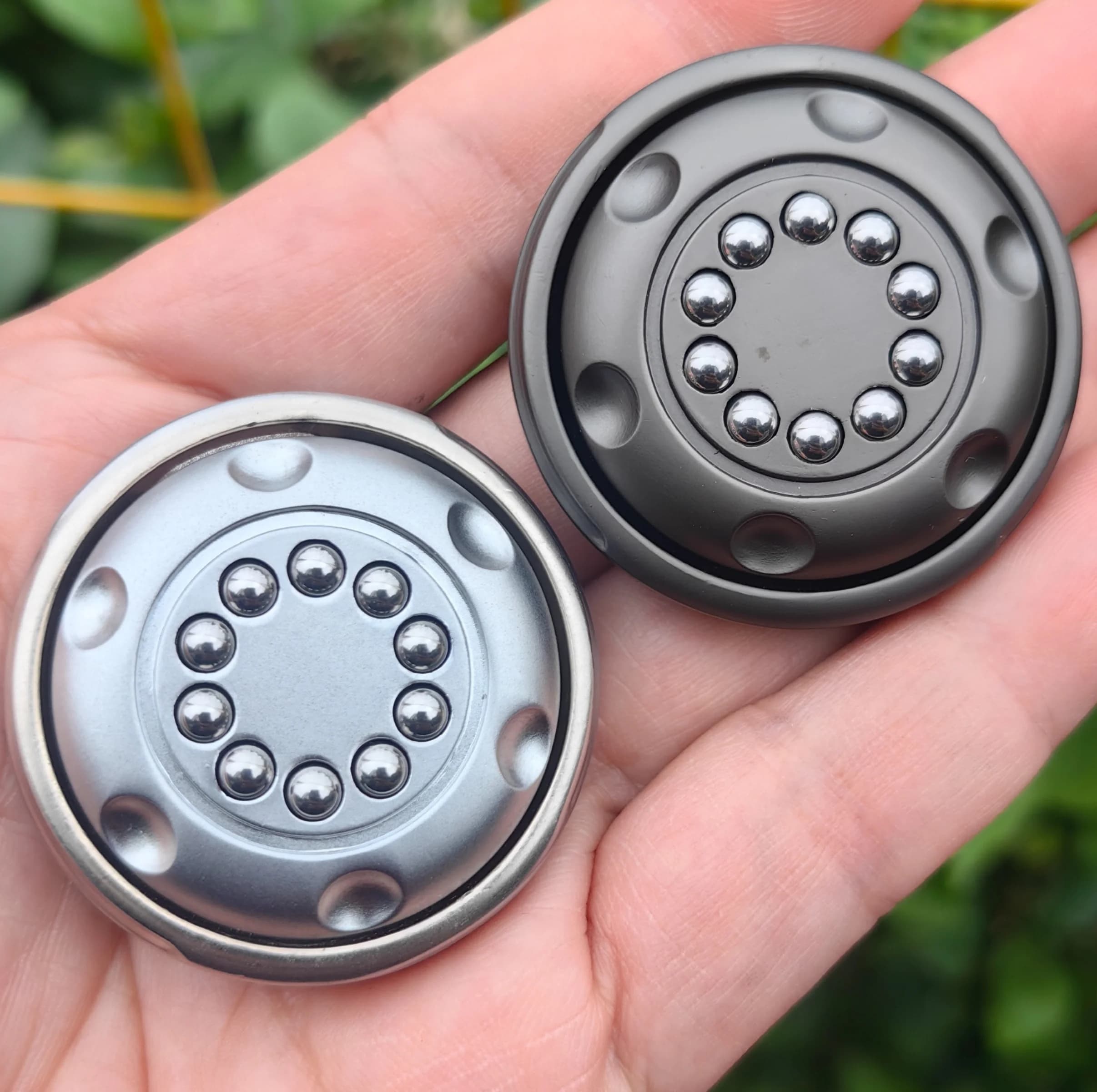 Giocattolo spinner antistress magnetico in metallo EDC, giocattolo EDC per ridurre l'ansia per la messa a fuoco e la calma, ufficio portatile e uso domestico
