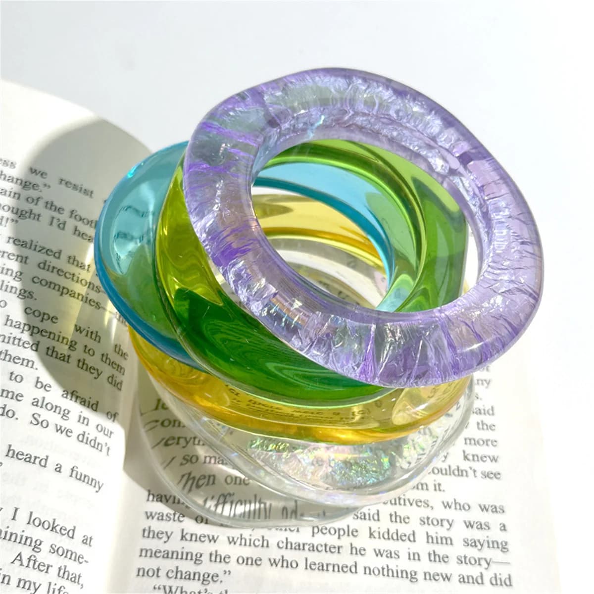 Geometric Transparent Acrylic Wave Wide Version Square Resin Bangle Bracelet for Women Travel Jewelry Hip Hop Y2k Bangle Girl