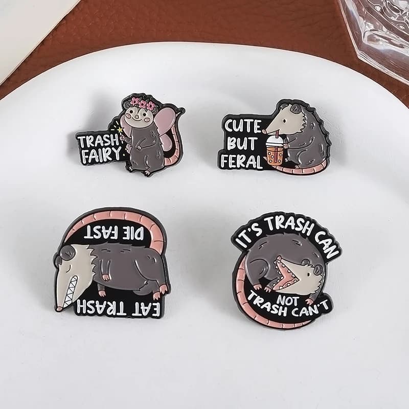 Opossum Trash Fata Spille smaltate Regalo per amici Famiglia Spille carine ma ferali Zaino Vestiti Distintivo Spilla