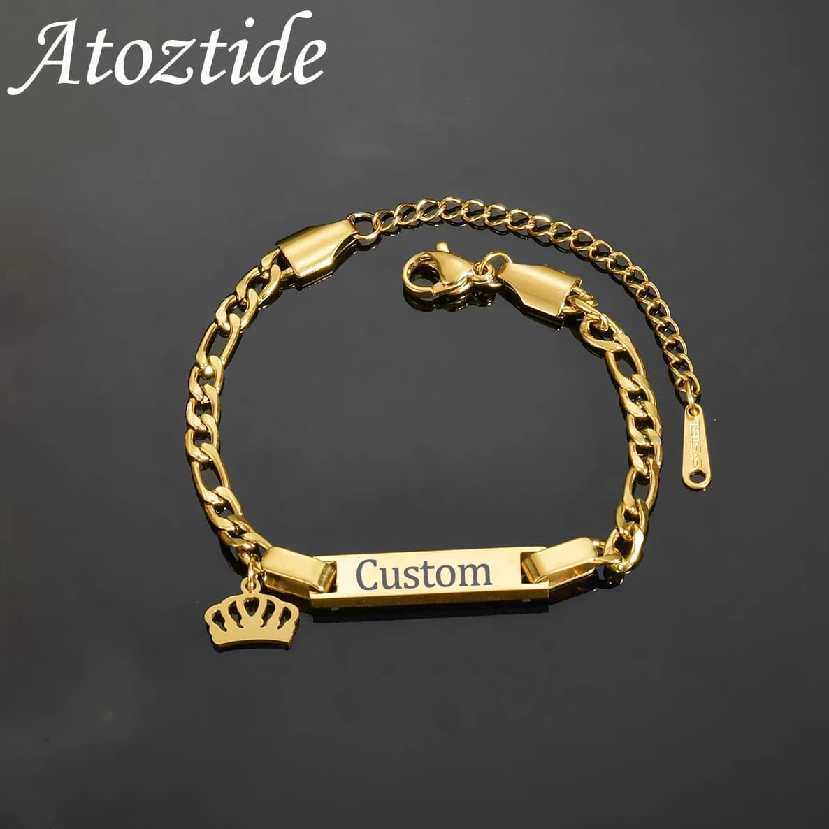 Atoztide Bracciale con nome inciso personalizzato per donna Madre Bambini Regalo di gioielli con catena Figaro regolabile a forma di cuore in acciaio inossidabile