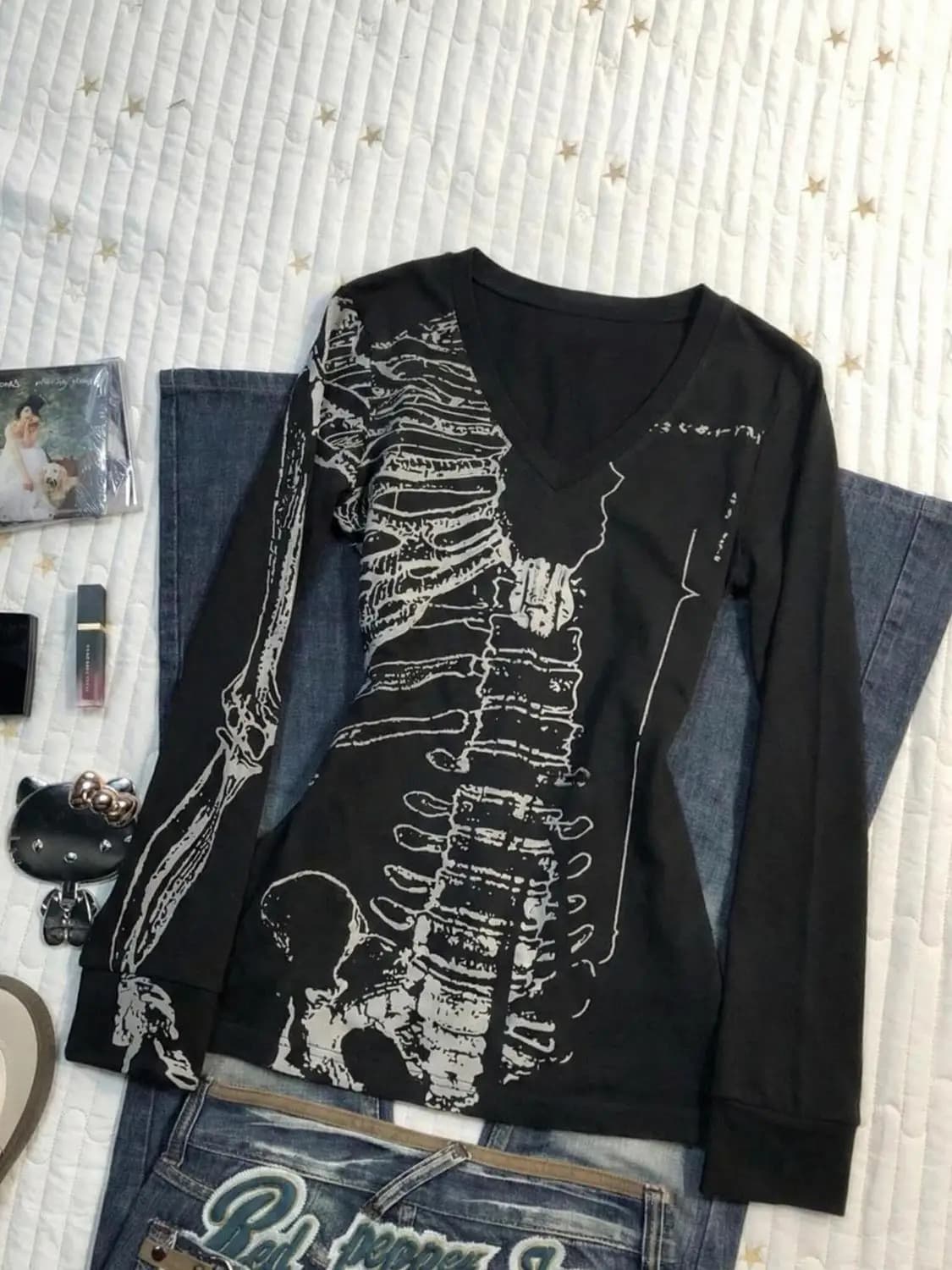 T-shirt Vintage con Stampa Teschio Y2k Anni '90 Maniche Lunghe Goth Punk Estetica Harajuku Abbigliamento Donna Scollo a V Slim Hot Girl Grunge Emo