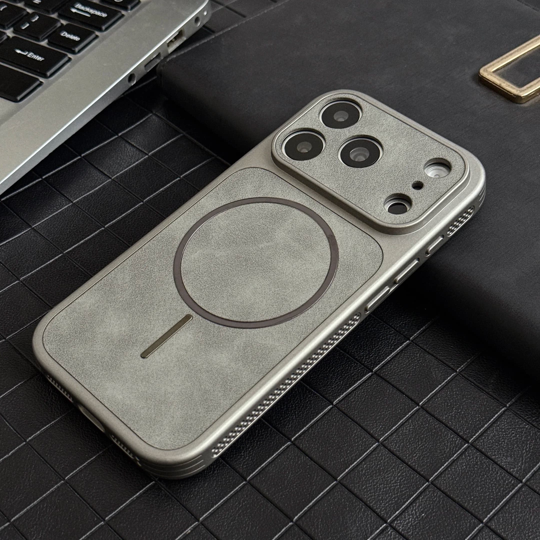 Dissipate Heat Bumper Magnetic Case for iPhone 17 Pro Max 17 Pro 17 Cover Vintage Leather Soft Shockproof All-round Camera Shell