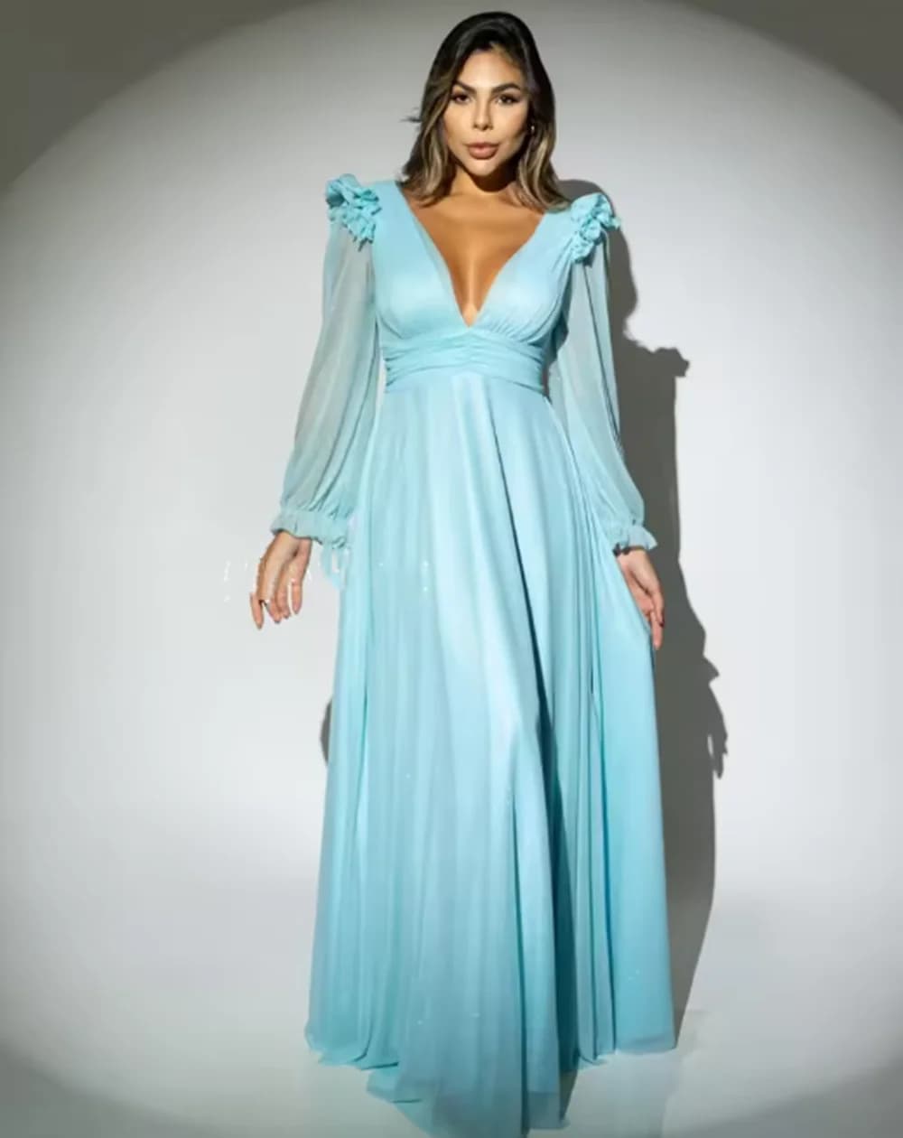 Abito da ballo in chiffon con scollo a V profondo e maniche lunghe a sbuffo Piega fino al pavimento Abito da sera a trapezio per abito da cocktail da donna