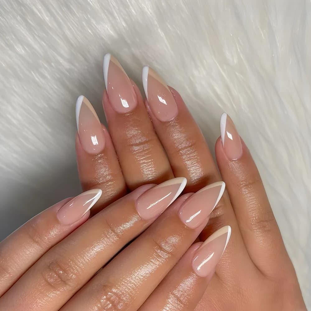 Nuova Collezione 2026: Nail Art Minimalista di Lusso - Manicure Francese Gialla e Bianca
