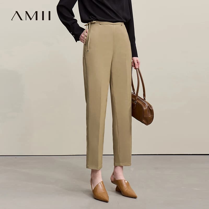 Pantaloni a Tre Quarti da Donna Amii, Nuova Collezione Primavera 2026, Modello Commuter con Cintura Sottile, Tinta Unita, Casual e Versatili, Codice 12621059
