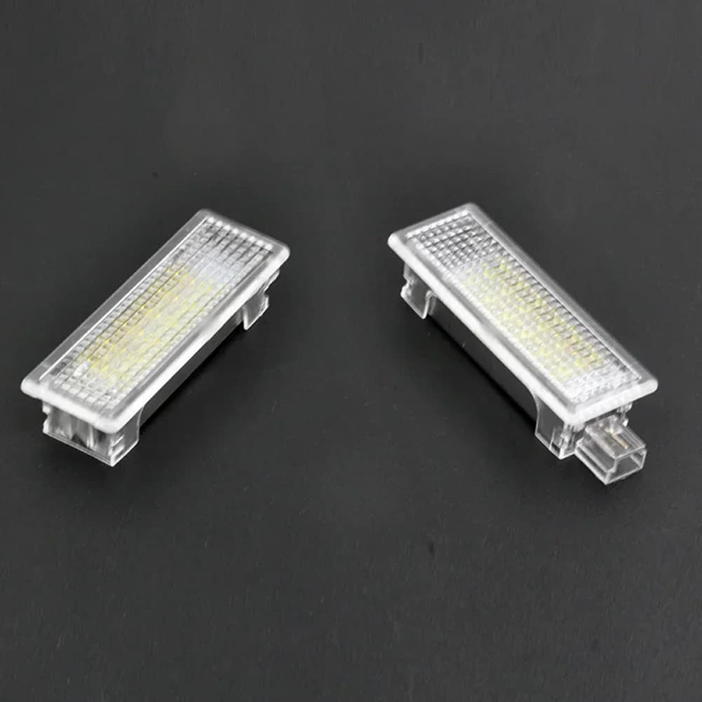 2PCS LED di cortesia vano piedi sotto la luce della porta senza errori per BMW serie 1/3/5/7 E87 E90 E92 E93 F10 E60 E61 F10 X1 X3 X5 X6 Z4
