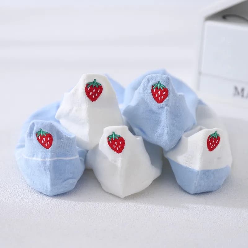 Calzini alla caviglia da donna Harajuku Calzini corti con ricamo a fragola carino in cotone Kawaii Cat Cow per coppie Regali da donna