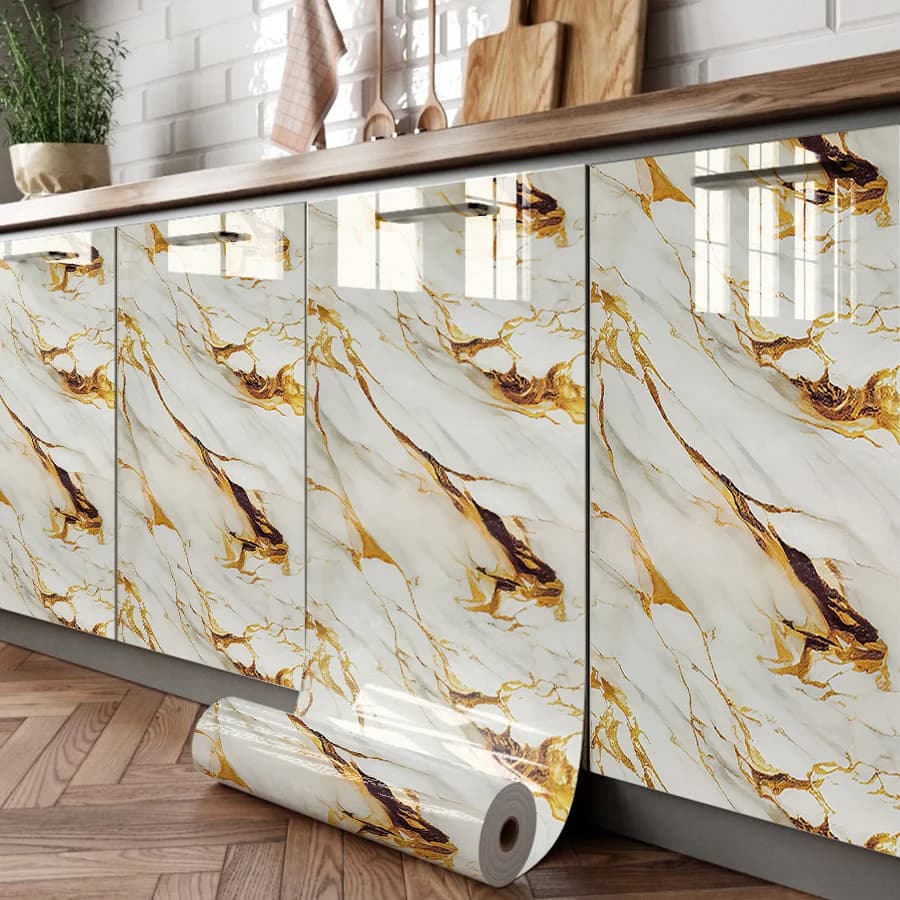 1 rotolo di adesivi murali autoadesivi effetto marmo dorato, pellicola impermeabile e resistente all'olio, perfetta per la decorazione di cucina e bagno, carta da parati decorativa in stile pietra imitazione
