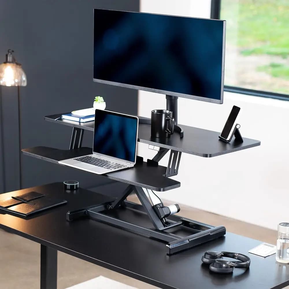 Convertitore per scrivania con motore elettrico da 42 pollici, supporto regolabile in altezza, postazione di lavoro sit-stand per doppio monitor e laptop con tastiera ampia