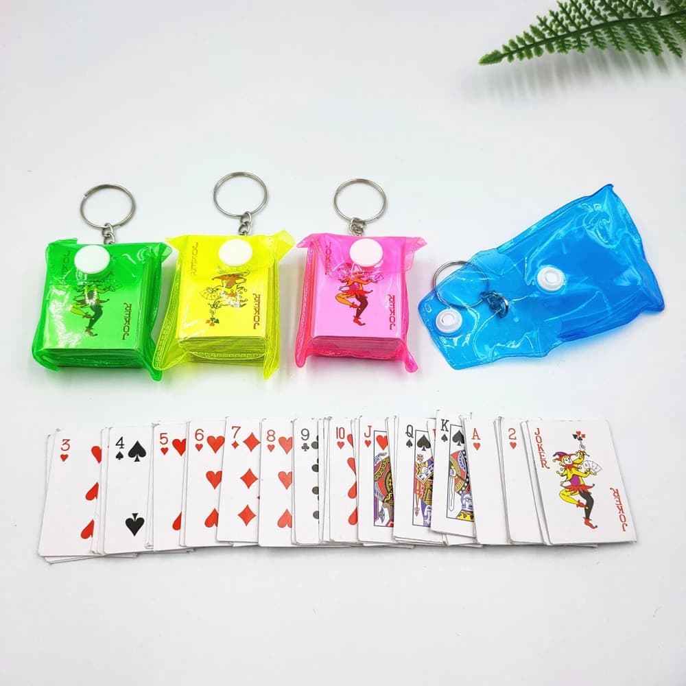 Portachiavi portatile da 3x4 cm per giochi da tavolo, ciondolo per borsa, portachiavi da poker, carte da gioco, mini portachiavi da poker