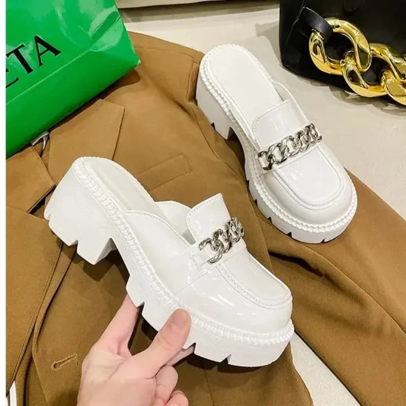 Pantofole da casa con piattaforma rialzata da donna Scarpe con diapositive femminili Scarpe con tacco quadrato Mocassini alla moda Med Cover Toe Tacchi Tessuto di lusso