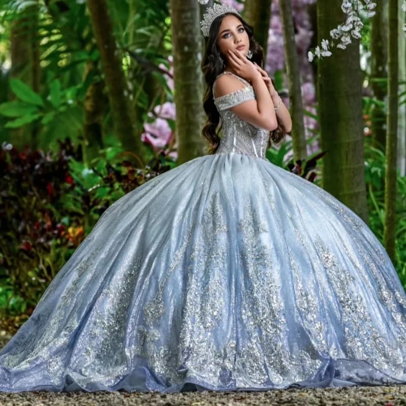 Abiti Quinceanera blu lucidi Abito da ballo con spalle scoperte Applique in pizzo con perline Tull di cristallo Festa di compleanno Abito dolce 16 Vesti