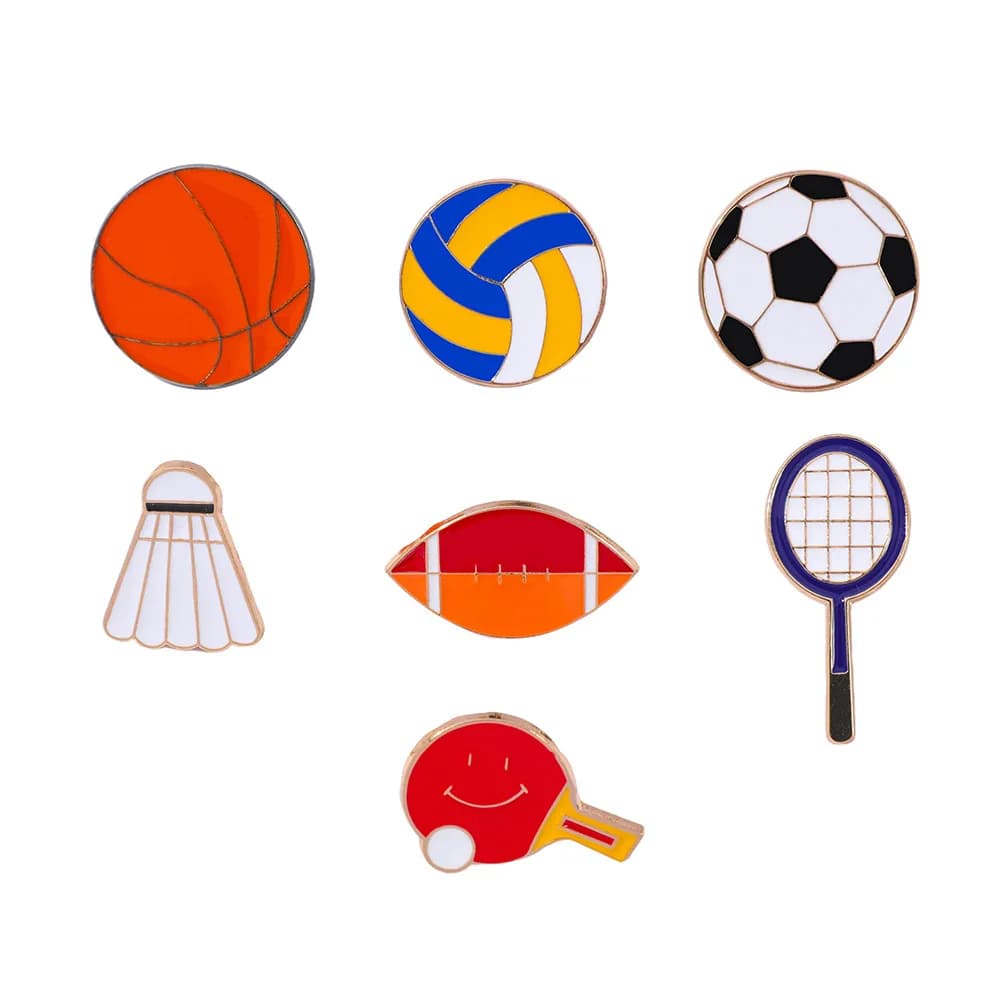 Set di 1 Spilla in Lega a Forma di Palla Sportiva (Calcio, Basket, Badminton, Rugby, Tennis da Tavolo) con Design Cartoon, Giocattoli di Moda Anime
