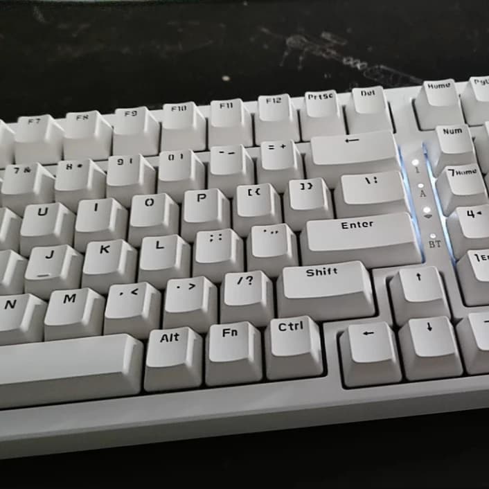 Tastiera meccanica Ak992 con copritasti PBT 98 piedini tribali personalizzati a due stadi Guarnizione Bluetooth wireless Design ergonomico hot-swap