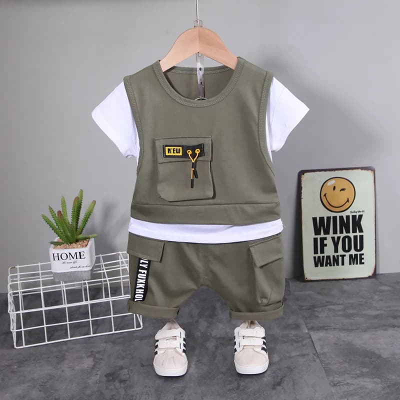 Nuovo Completo Estivo per Bambini/e: T-shirt con Tasche e Cordino e Pantaloncini - Set 2 Pezzi alla Moda per Neonati e Bambini