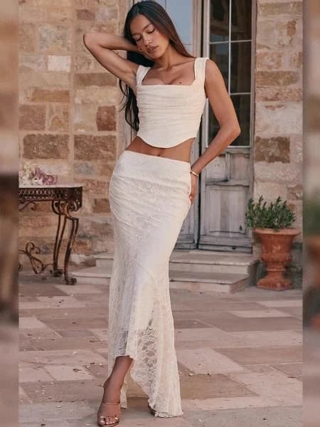 Completo Elsa da donna: top sexy in pizzo con scollo all'americana e gonna a pieghe con cinturino posteriore, alla moda per l'estate, ensemble giovanile
