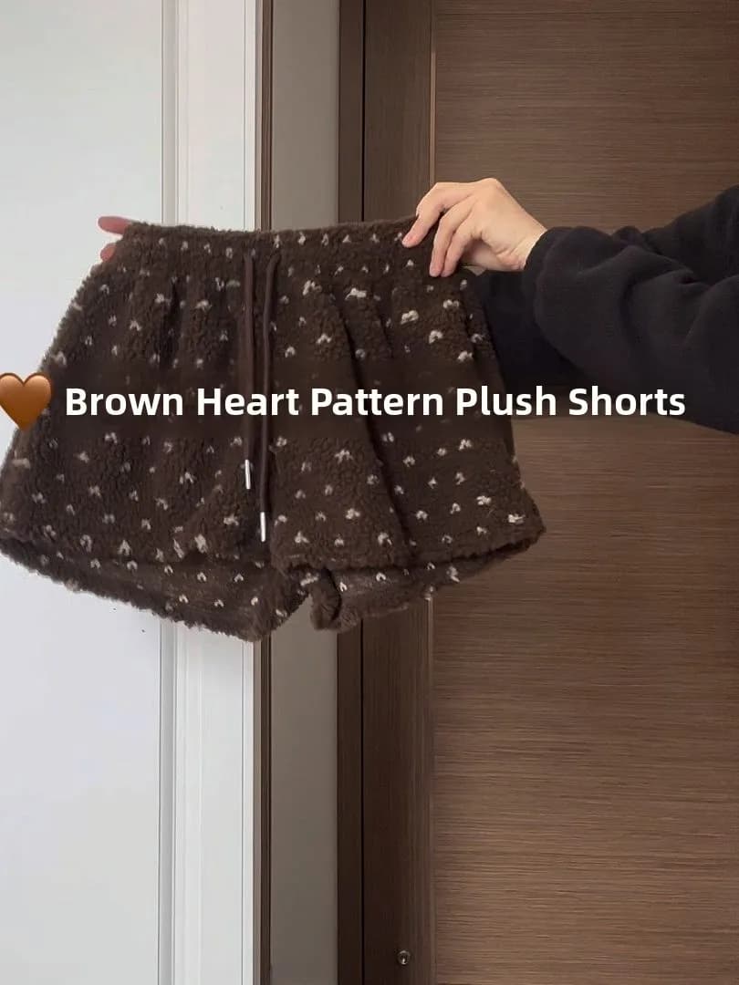 Retro American Lamb Fur Heart Shaped Shorts Women's Spring 2026 New Style Autumn Winter Thickened Layered A-Line Plush Boot P...