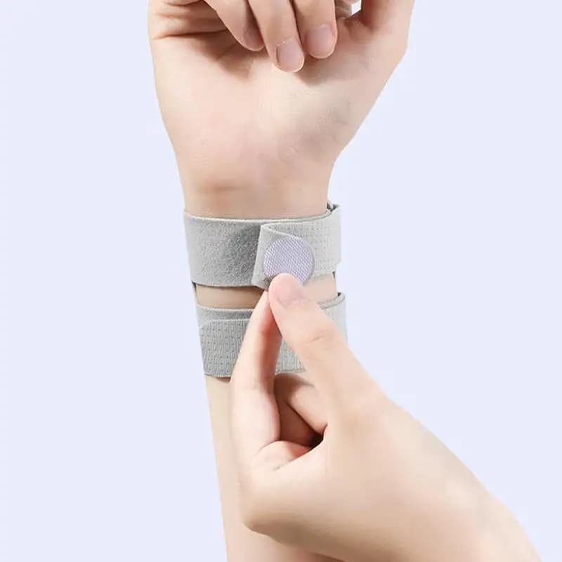 Stabilizzatore da Polso Regolabile per Lesioni TFCC, Supporto Laterale Ulnare per Sollievo dal Dolore e Prevenzione degli Infortuni nel Fitness e nella Vita Quotidiana