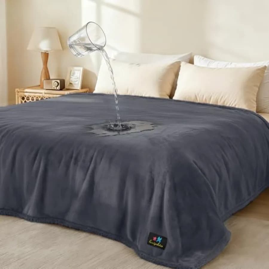 Waterproof Cover for Domestic Animals, Liquid Resistant, Sofa & Bed, Sherpa Apple Reversible, Furniture Protection