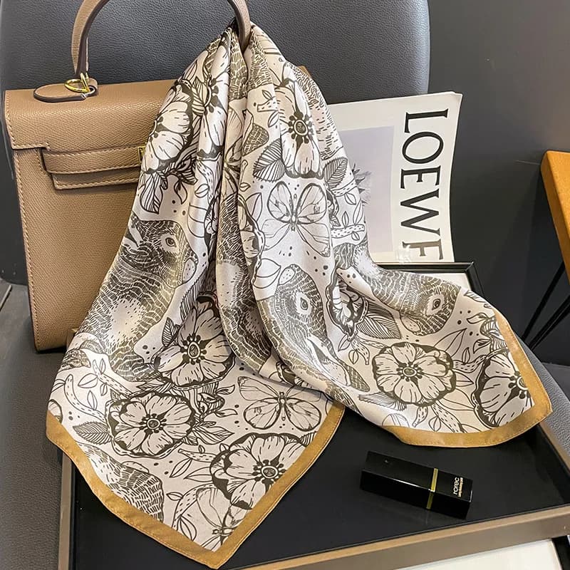 Marchio di lusso 100% vera seta sciarpa quadrata donna fazzoletto da collo Design del polso scialle signore cravatta avvolgere capelli nastro fascia Bandana
