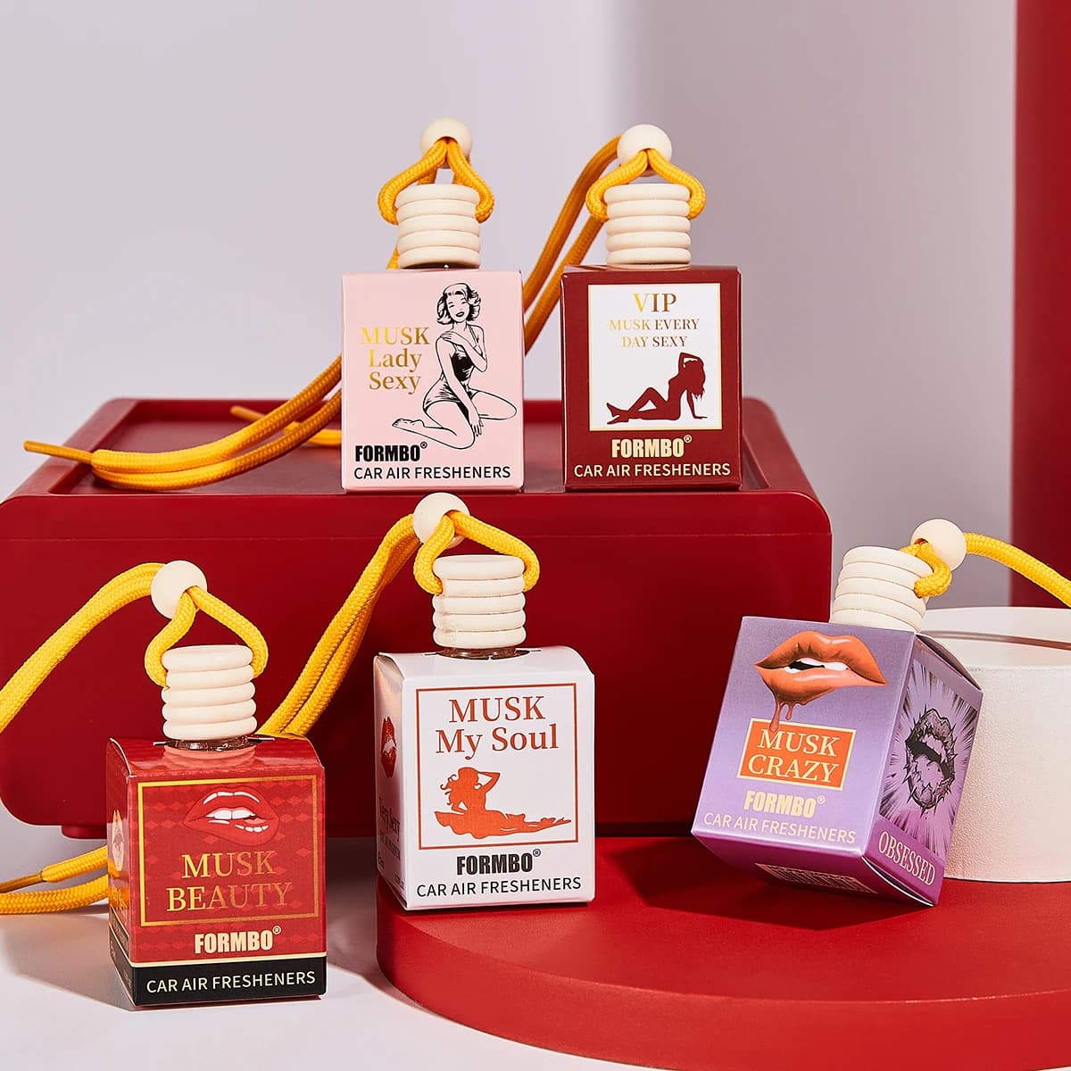Deodorant for 8 ml car, nice diffuser of fragrances for cars, perfumer for the house, car deodorant suitable also for cabinets and interiors.