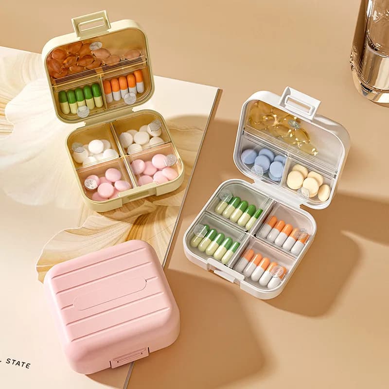 Portable medicine box, mini container for double closure pills, medicine box with fast closing compartment for seven days of the week