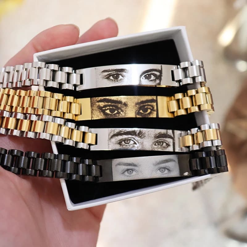 Bracciale personalizzato con incisione dell'immagine dell'occhio, cinturino per orologio, per uomo, donna, coppia, gioielli per anniversario, regalo di compleanno personalizzato