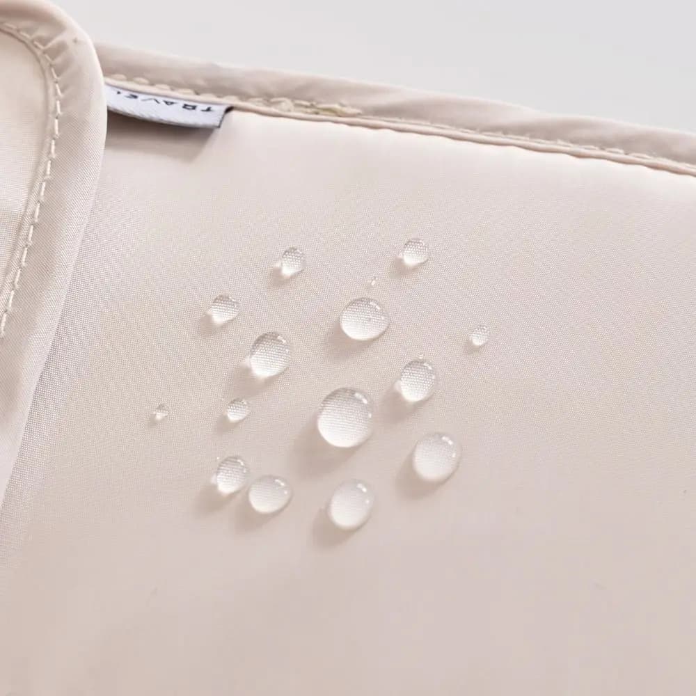 Portadocumenti da Viaggio Impermeabile con Tasche Multiple, Tracolla Regolabile, Cerniera Scorrevole e Protezione RFID, da Indossare al Collo