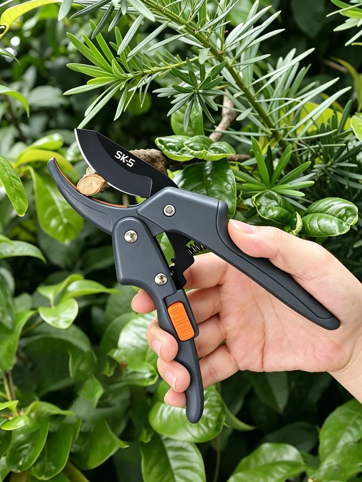 Forbici da Potatura in Acciaio Inox SK5, Cesoie da Giardino Ergonomiche, Trimmer per Rami di Alberi da Frutto e Fiori, Utensile da Giardinaggio
