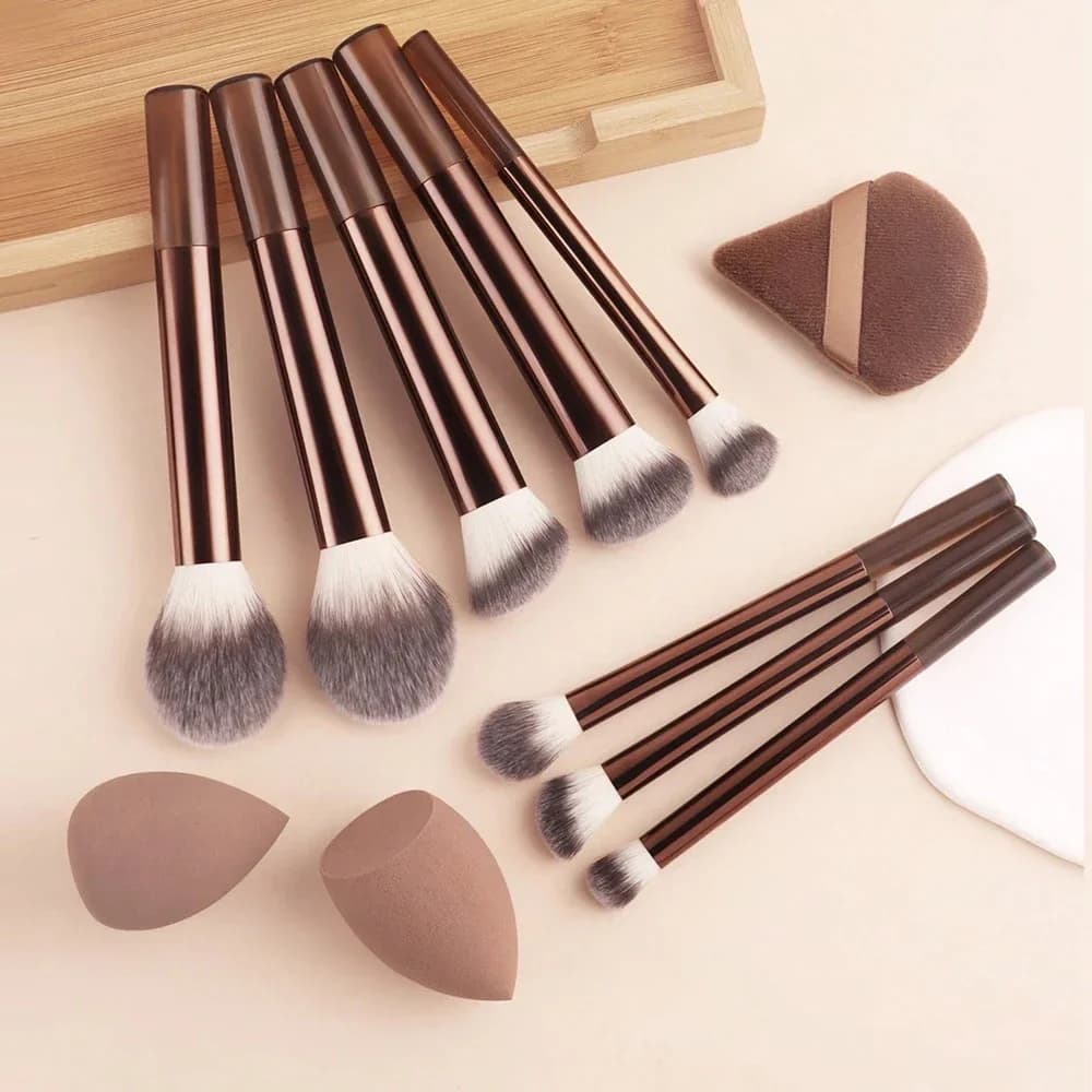 Set di pennelli per trucco professionale da 8 pezzi incl. Ombretto, polvere, pennelli per fard, 2 spugne per trucco, 1 soffio per cipria, Trave completo