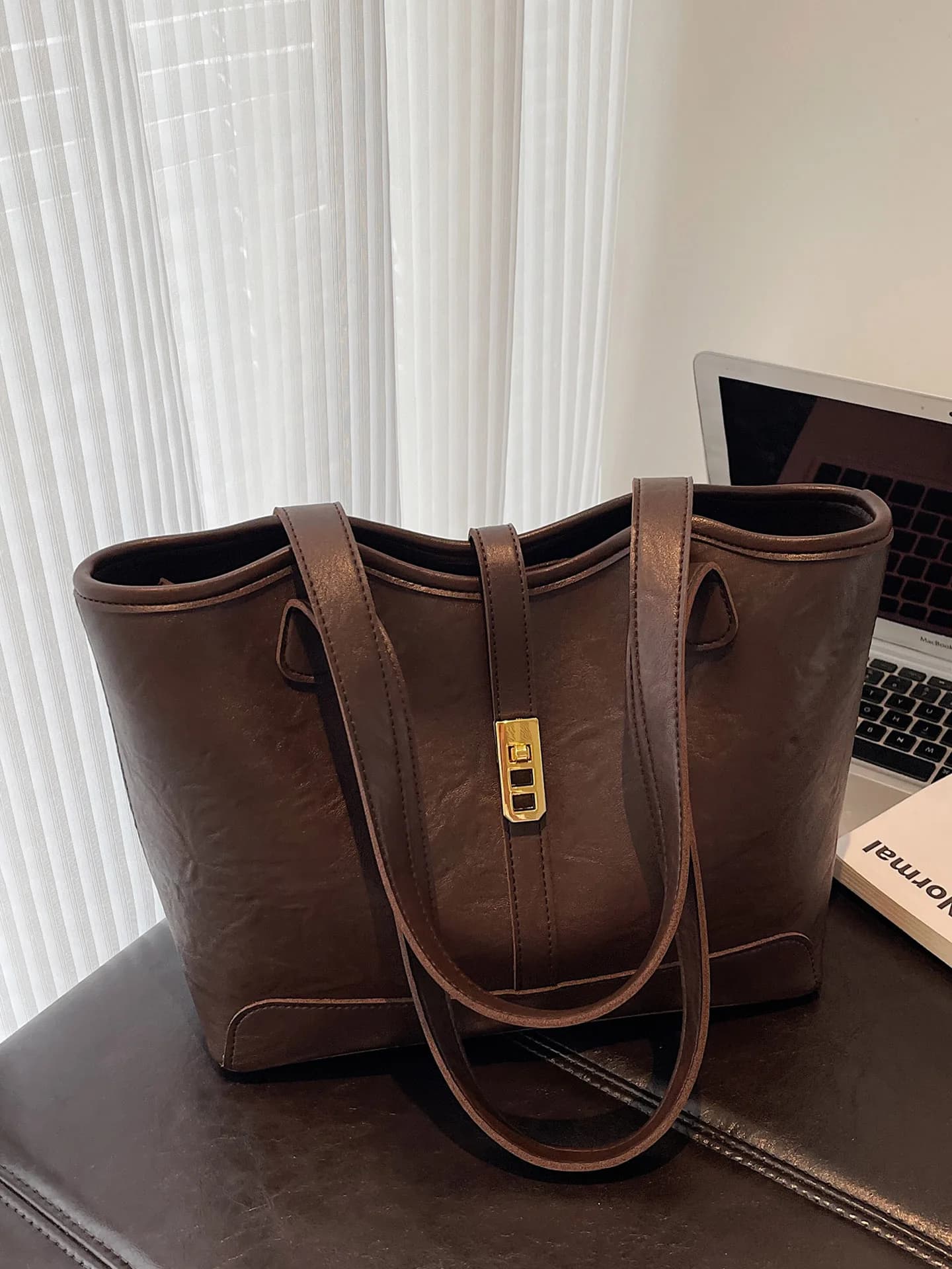 Borsa a secchiello grande e trendy da donna, borsa a mano casual in stile coreano, in pelle PU, ideale per il pendolarismo