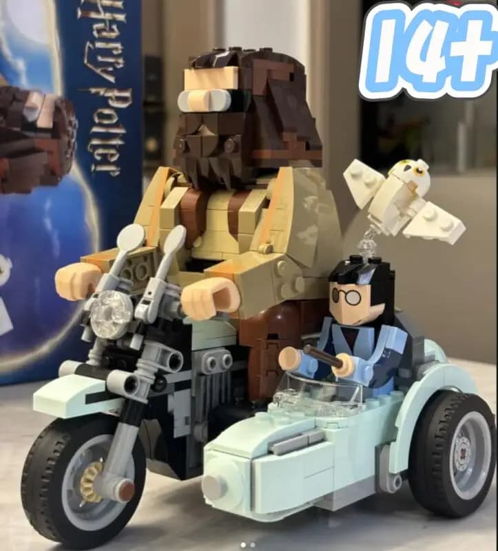 NUOVO Modello di Moto Volante di Hagrid dal Film Scuola di Magia, Regalo di Compleanno, Compatibile con Mattoncini LEGO
