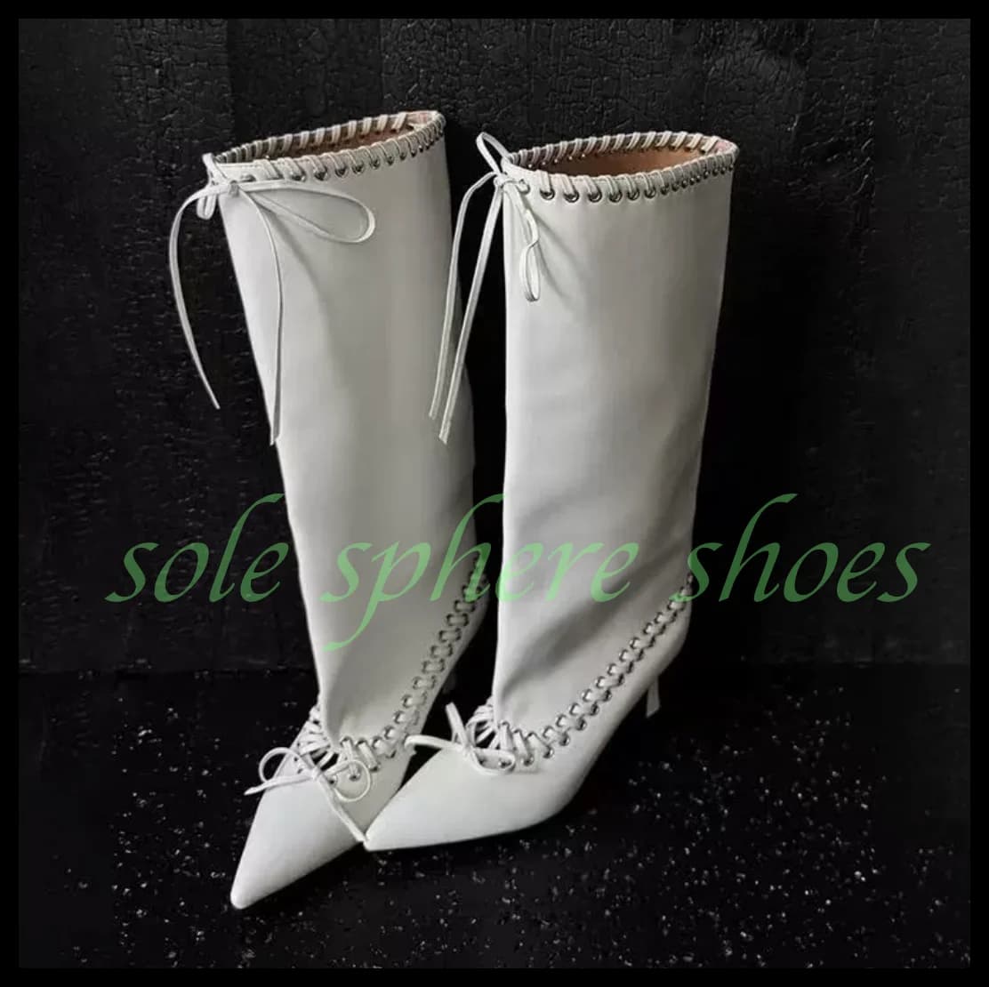 Stivali al ginocchio stile punk con tacco basso e papillon bianco da donna Stivali al ginocchio in PU a specchio rosso metallizzato pieghettato Calzature Scarpe stringate Taglia 34-46