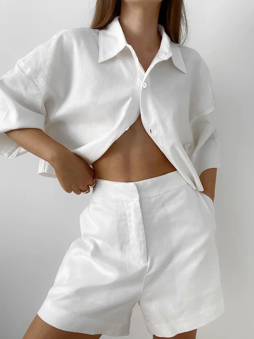 Camicia alla moda Abito in due pezzi in puro cotone Estate Nuove camicie con maniche a cinque quarti + pantaloncini Completo 2025 Set di top monopetto da donna