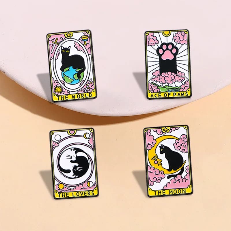 4 pezzi squisito cartone animato gatto tarocchi carta smalto spilla creativa rosa spilla distintivo zaino abbigliamento cappello accessori
