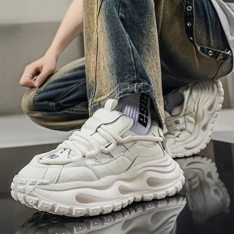Scarpe da uomo casual sportive traspiranti con plateau rialzato, nuove tendenze moda estate 2026