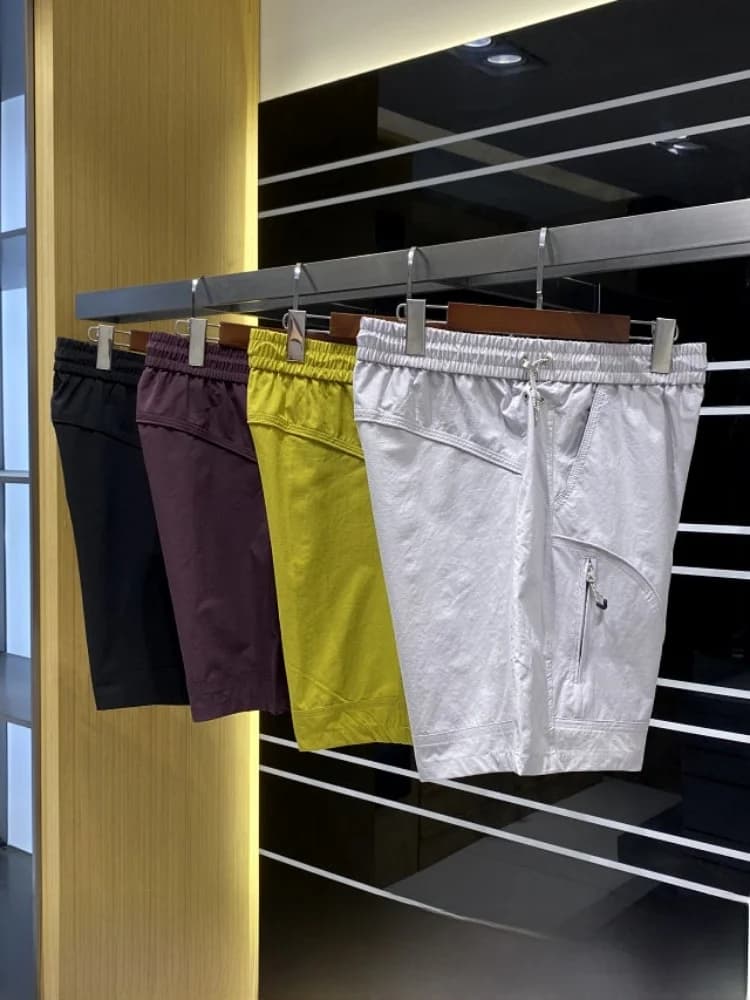 Functional Casual Outdoor Men's Shorts Grid Texture 3D Tailoring Summer Loose Fit Sports Shorts Fashionable Urban Style
