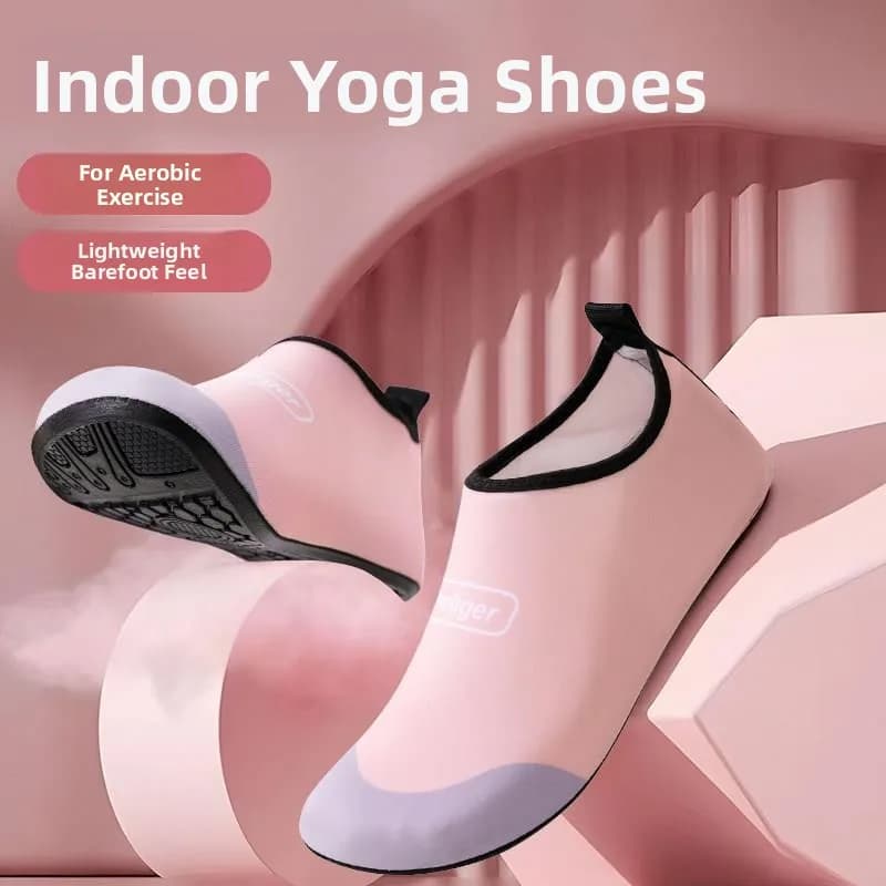 Unisex fitness shoes for indoors, with non-slip soft sole, ideal for yoga, training and jumping to the rope on the treadmill.